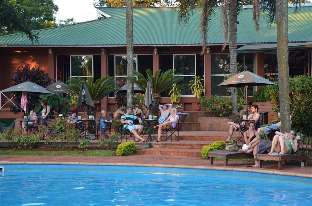 Iguazu Inn Hostel Puerto Iguazu Exterior photo